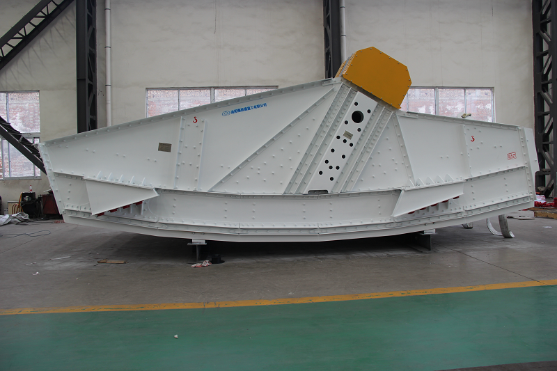 香蕉篩的工作原理是什么？有什么優(yōu)勢(shì)？